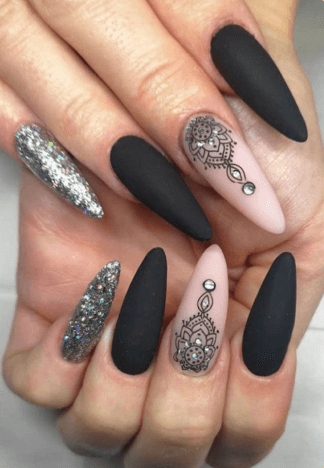 Hochwertige Neumodellage im Beauty Nagelstudio in Stuttgart