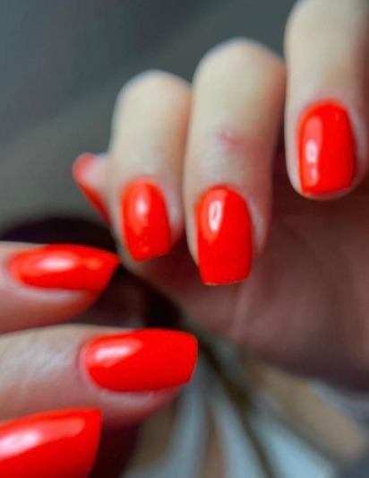Maniküre mit Naturnagelpflege im Kosmetikstudio Stuttgart Mitte