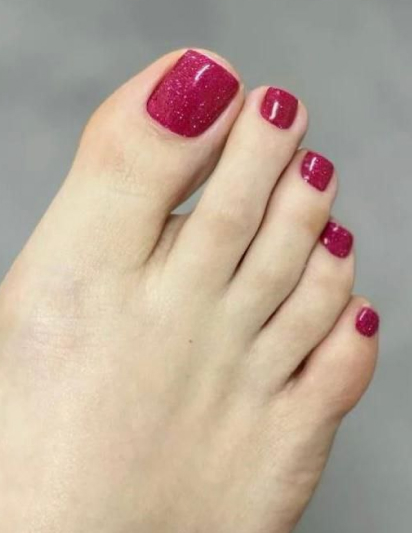 Professionelle Pediküre mit Shellac Lack in Stuttgart